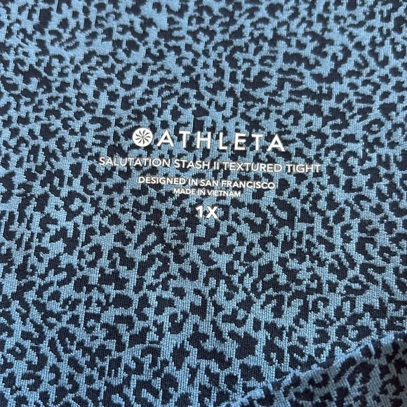 Athleta, salutation II textured tight size 1X very gently used great shape - Picture 4 of 8